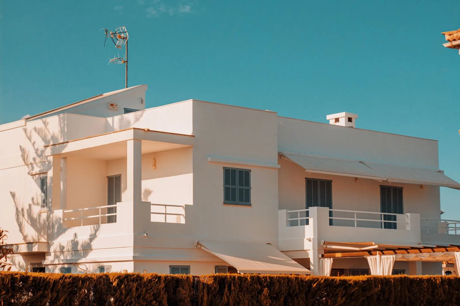 best vacation rental property management companies in maui
