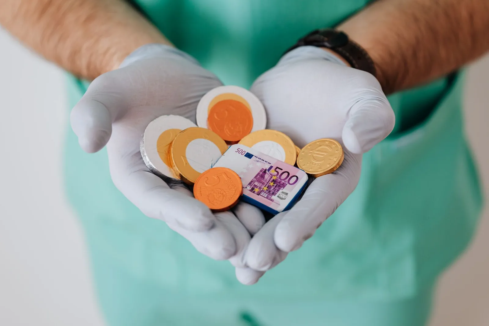 traveler comparing health insurance quotes